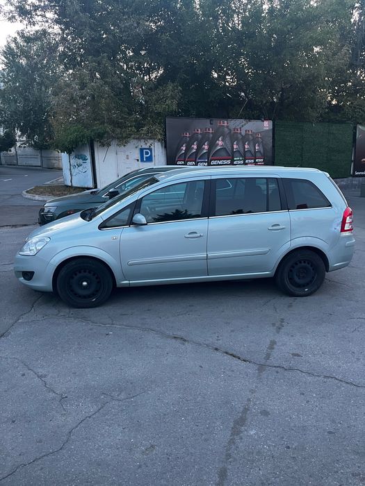 Opel zafira 1.6 benzină-gaz metan (din uzină)