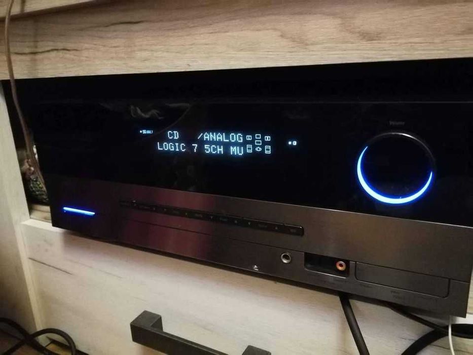 Amplituner (Statie) Harman Kardon AVR 138 - Poze reale
