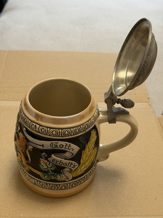 Halba germana bierkrug