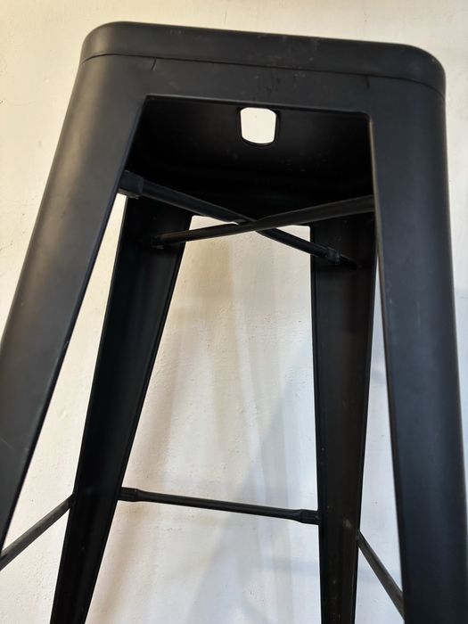 Scaune de bar din metal