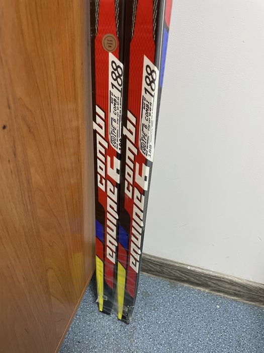 Продам лыжи саломон