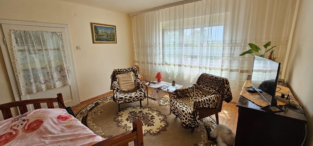 Casa 153 mp, Seuca-Tarnaveni