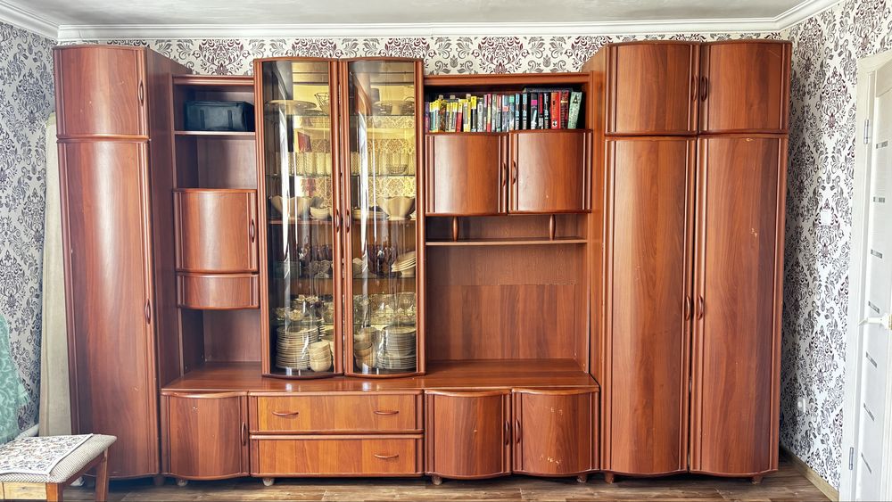 Продам шкаф стенку