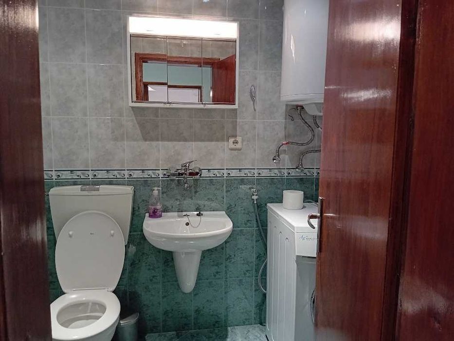 Дава се под наем Тристаен апартамент в София, Банишора - 130 кв.м за 700 € - Снимка #14