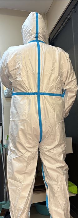 Одноразовый костюм