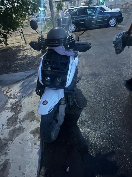 Продам скутер. 150 куб