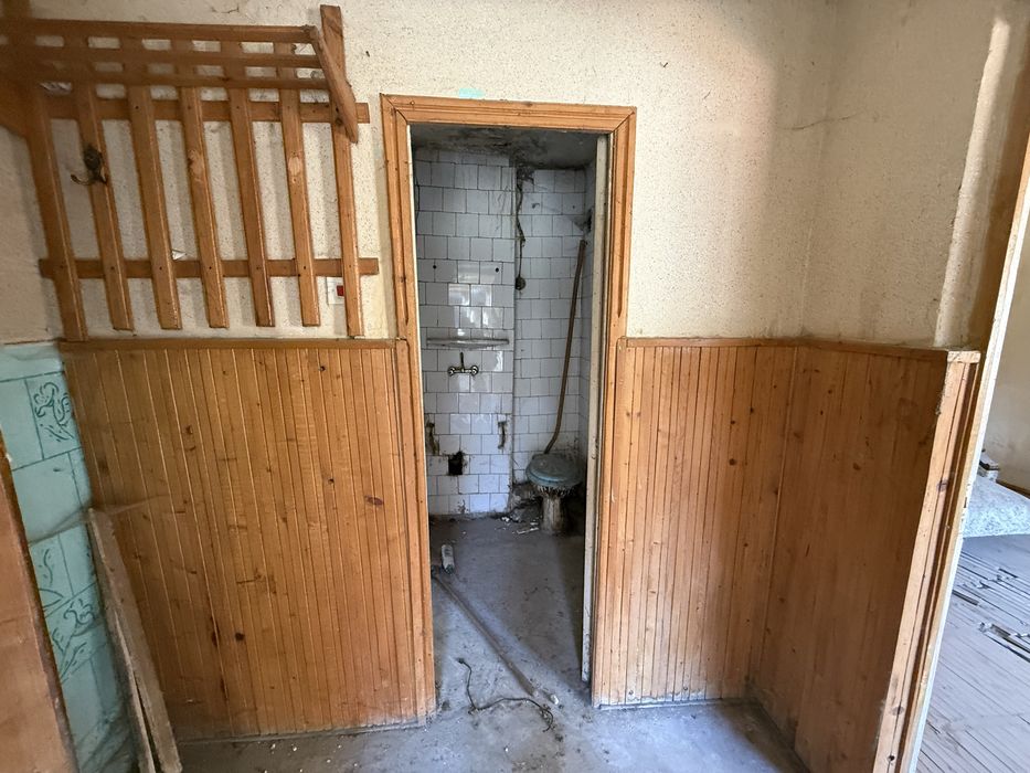 Garsoniera , Aleea Brazilor