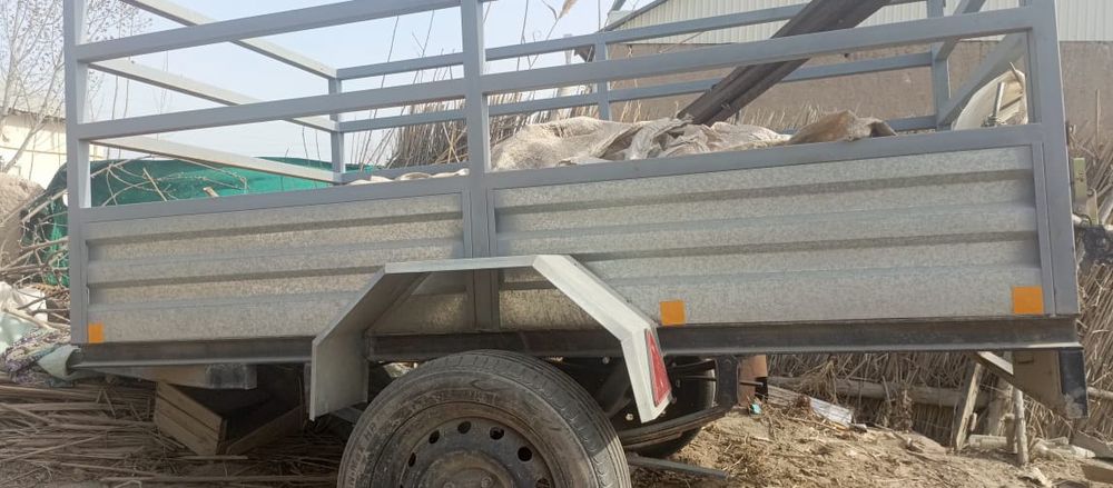 Прицеп сотилади.