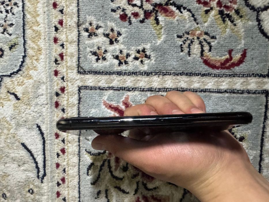 Iphone X  черный64