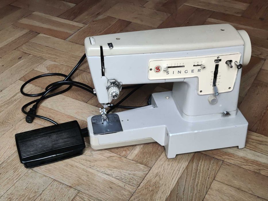 Шевна машина Singer 437 Zig-zag