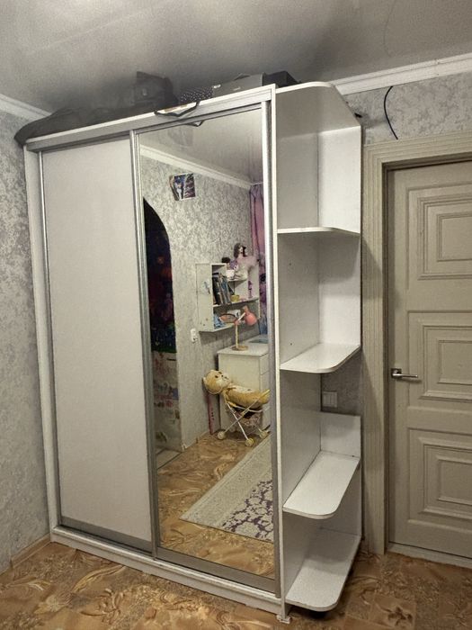 Продам шкаф купе