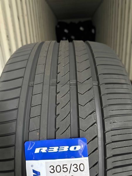 Нови летни гуми WINRUN R330 305/30R20 103W XL НОВ DOT