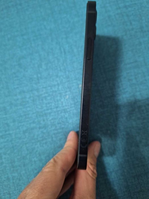 Iphone 12 128 гб Употребяван