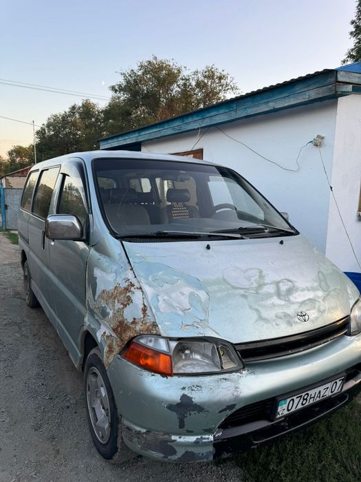 Продам Toyota Hiace