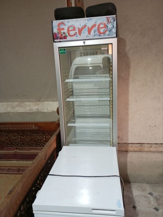Vitrina muzlatgich va morozelnik