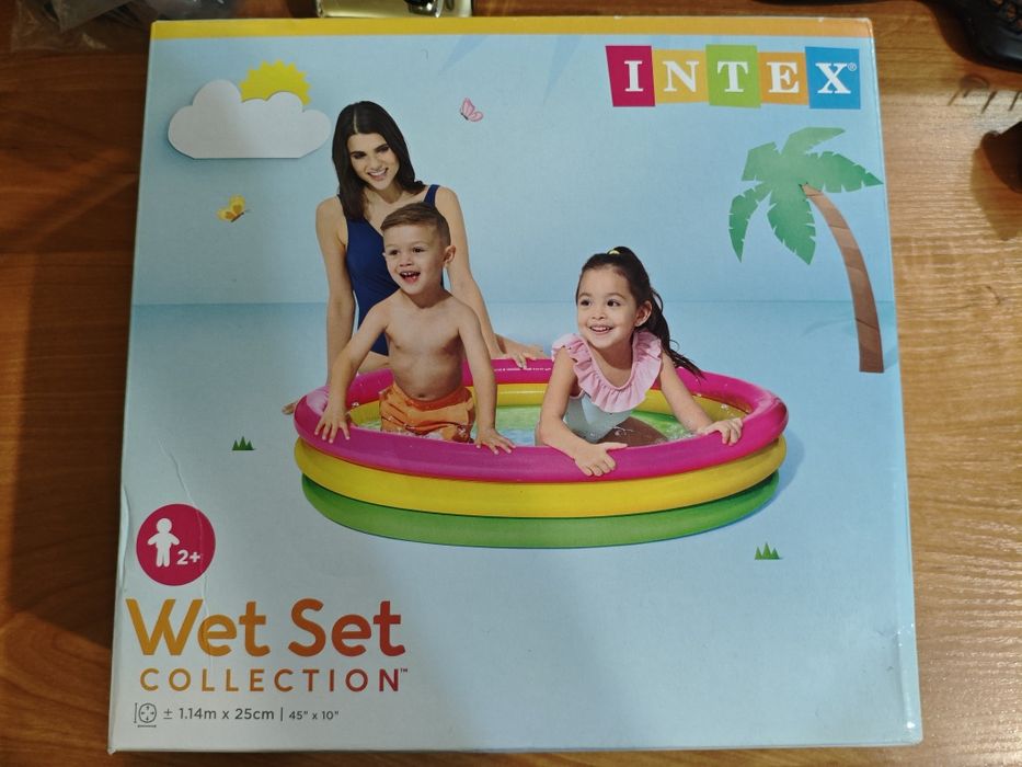 Детский надувной бассейн