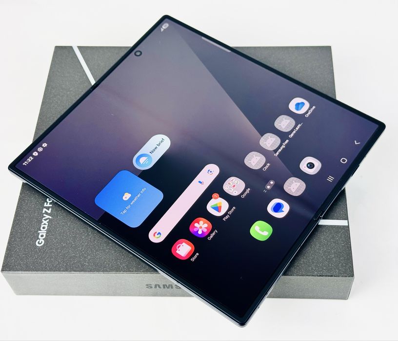 НОВ! Samsung Galaxy Z Fold 7 5G 256GB 12RAM Jetblack 2г. Гаранция