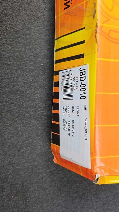 Четырёхпоршневые передние суппорты W124 E320.