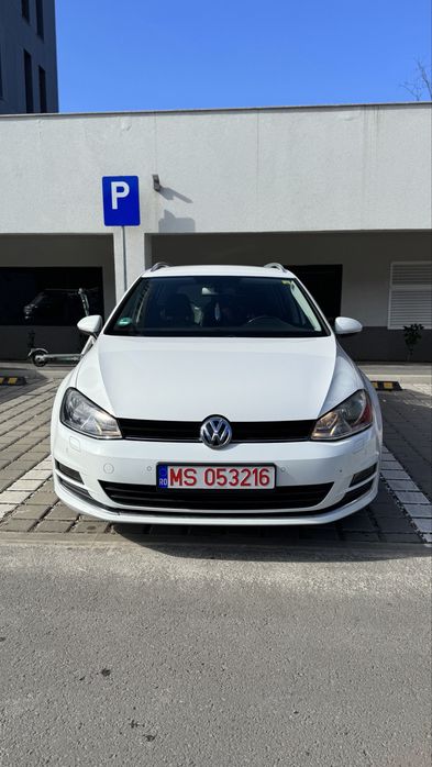 VOLKSWAGEN Golf 2016