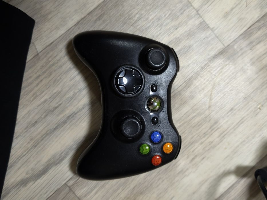 Продам Xbox360иделаьно для Just Dance