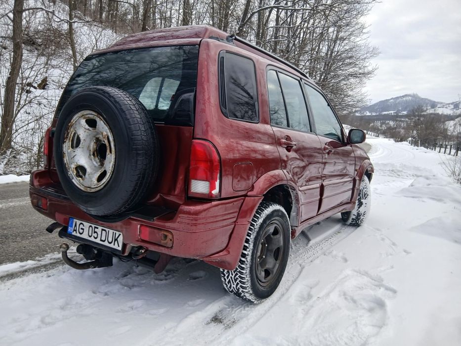 Vând Suzuki Grand Vitara 2.0TD(mazda)
