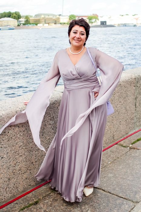 Продам платье, шикарное, новое, вечернее