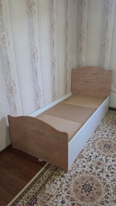 Односпальный кровать
