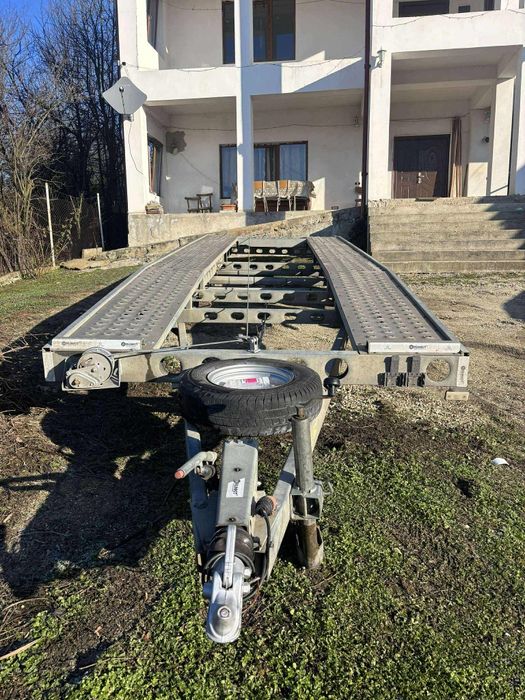 Vând platforma 2 poziții an 2017