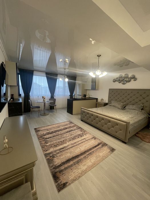 Închiriez apartament 40 mp,Central Park 2, etaj 2