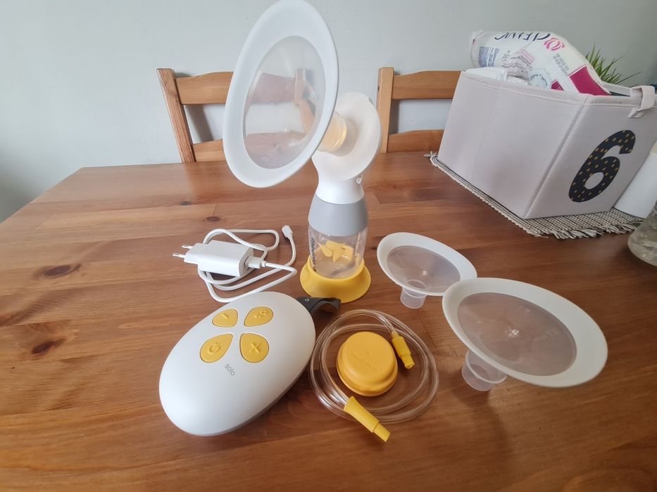 Помпа за кърма Medela SOLO