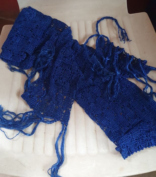 Esarfa albastru regal