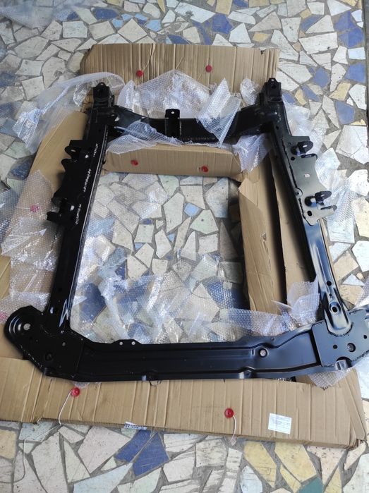 Подрамник Рено Логан 2 Сандеро 2