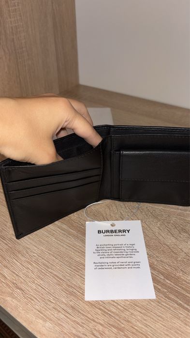 Portofel Burberry negru
