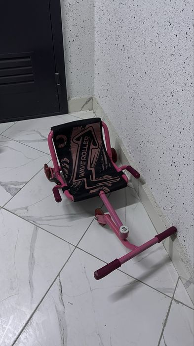 Самокат, скейтборд продаю