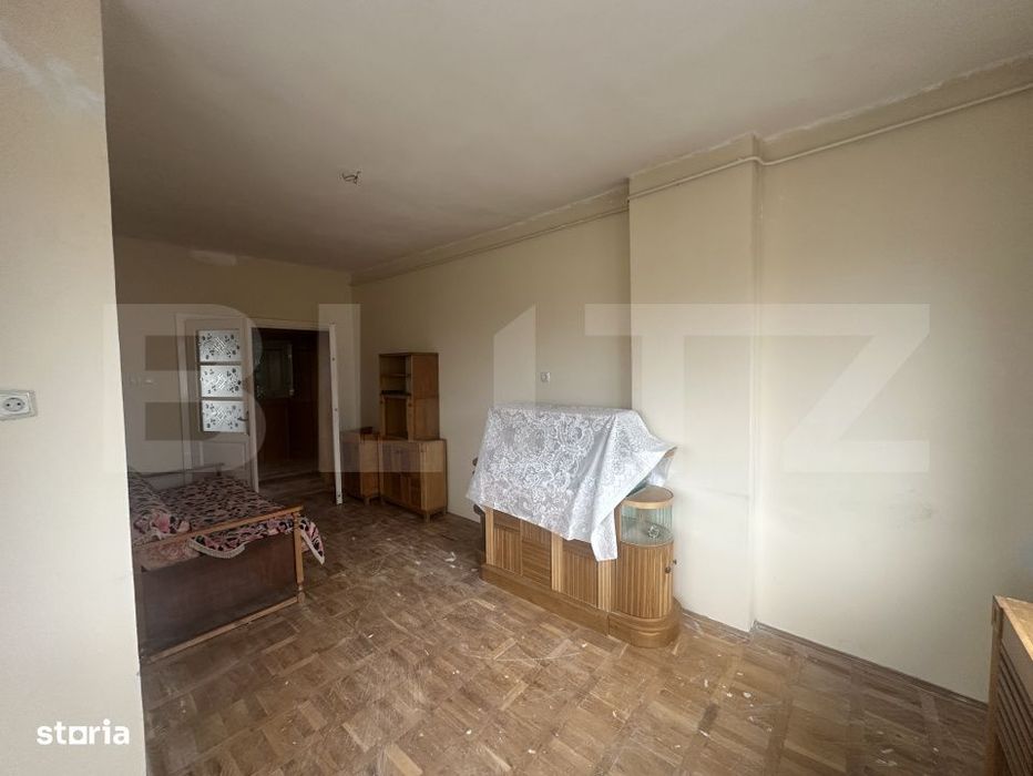 Casa spatioasa de vanzare in Paulesti – oportunitate excelenta de in