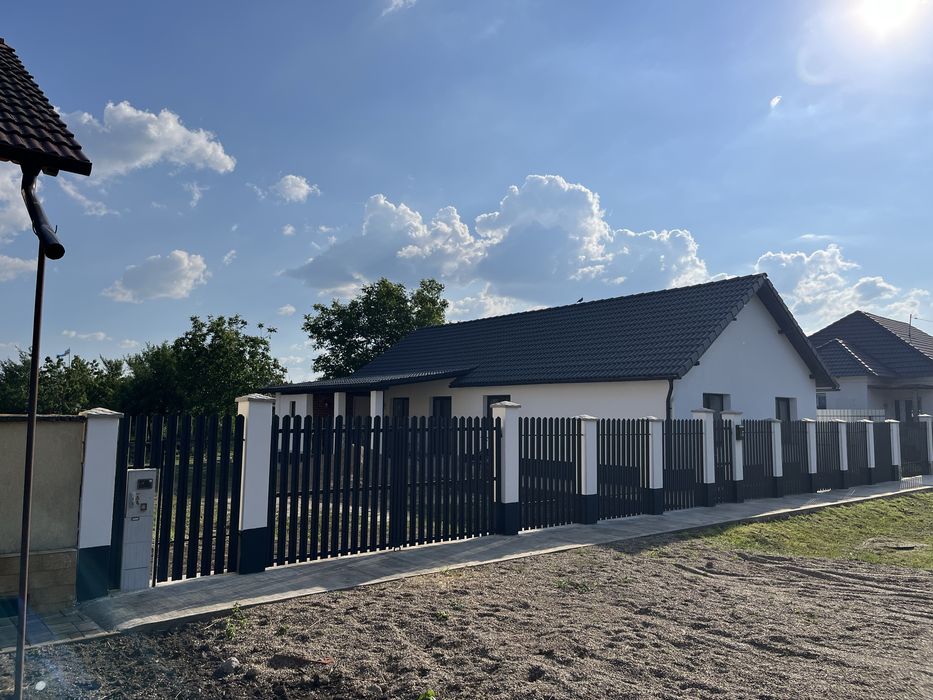 Casa de vanzare în Șimand!