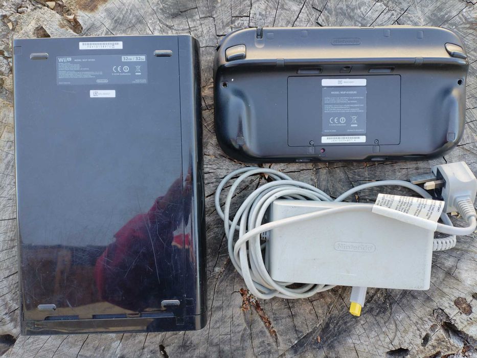 Nintendo Wii U, Пълен Комплект-Двете Конзоли,Захр. Кабели, Кабел за ТВ