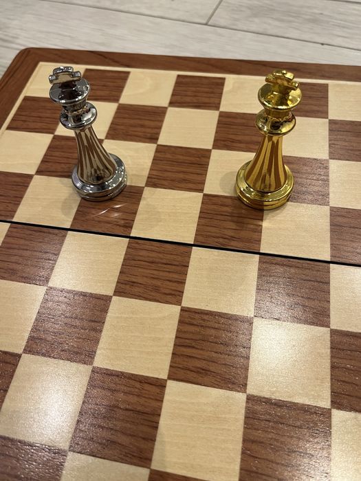 Шахматы подарочные