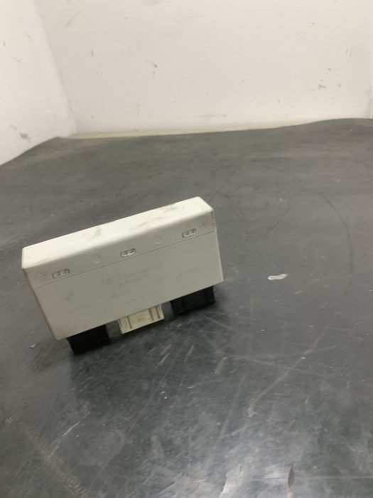 Modul senzori parcare PDC BMW Seria 5 E60 E61 | 6922785