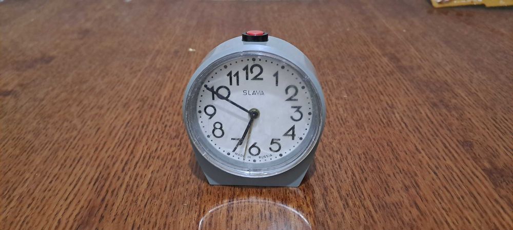 Настольные  часы 3 штуки