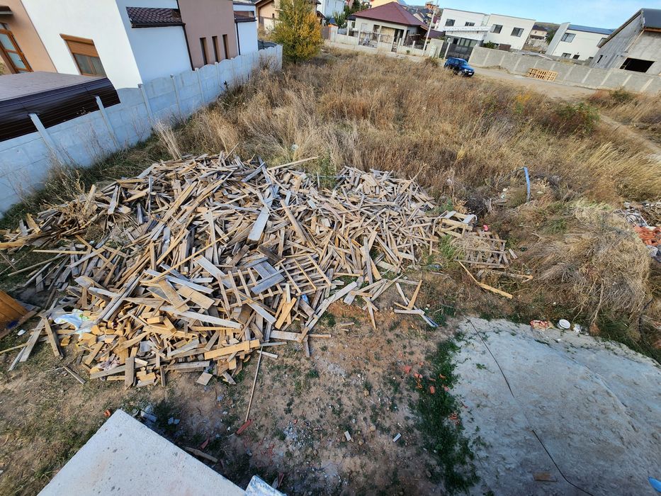 Vând lemne brad + paleti fag din constructii