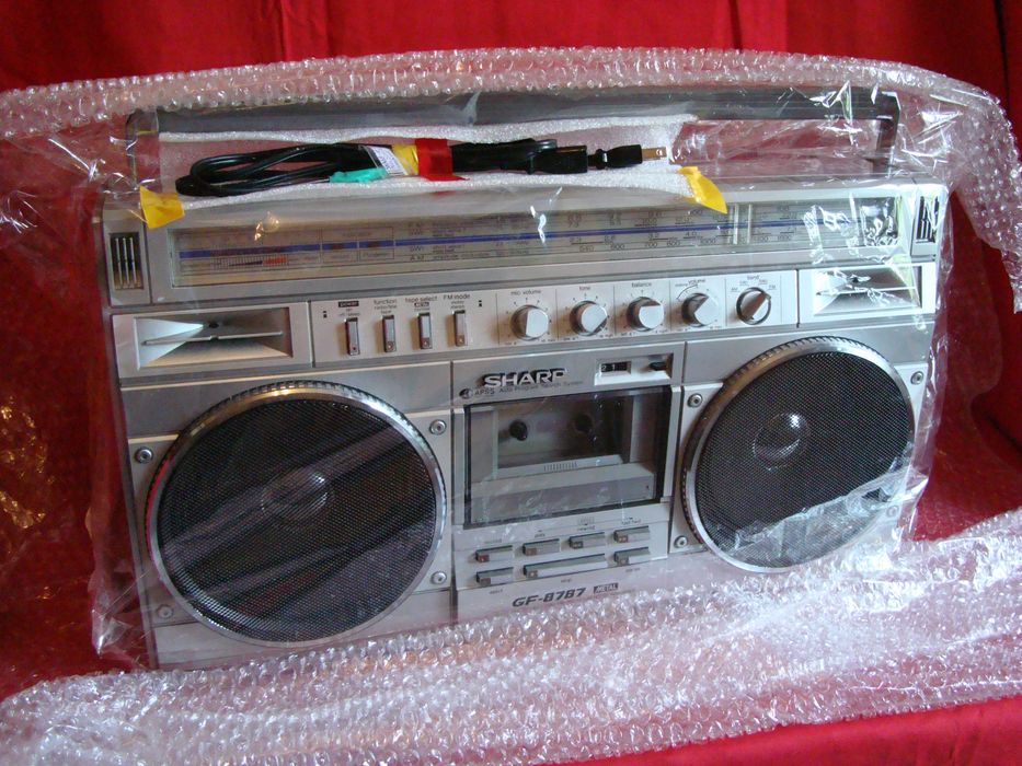 SHARP GF - 8787 Z  1982 год. Редкий. Made in Japan .
