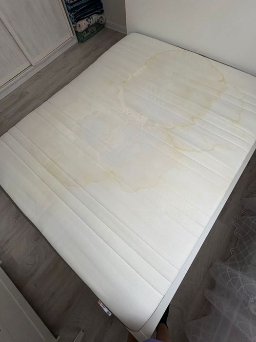 Отдам матрас 160*200