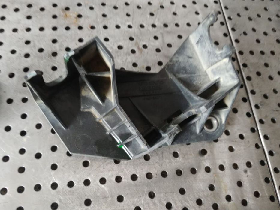 suport timonerie d4204t 2.0 d volvo v50 s40  30681386