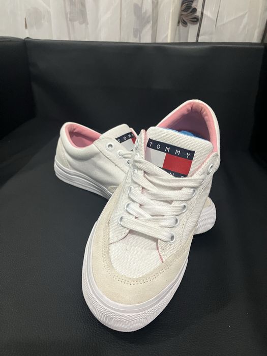 Tommy Jeans Skater Low mărimea 36