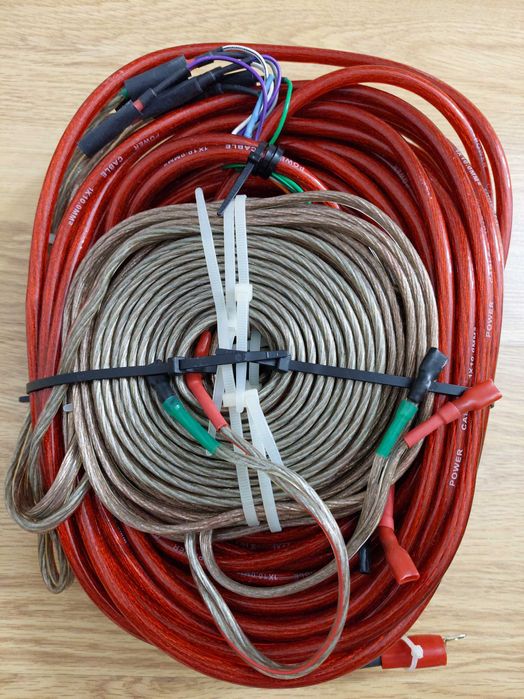 Cabluri Auto Kit CD PLAYER Rosu