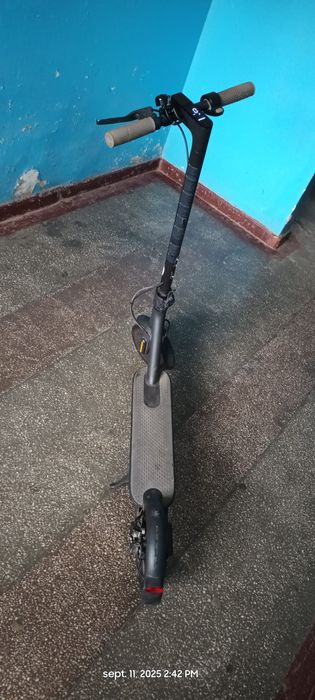 Vând Trotineta Electrică Xiaomi