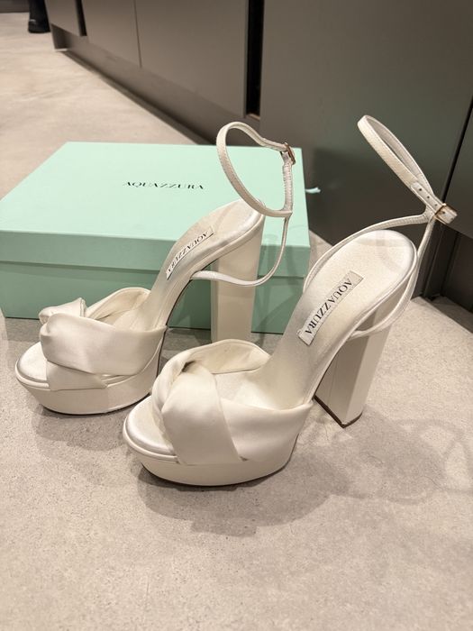 Токчета с платформа Aquazzura