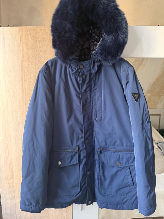 Мъжко зимно яке GUESS
