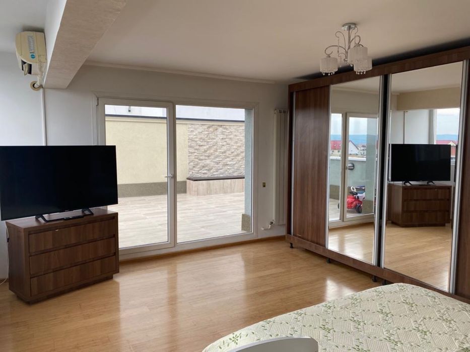 Penthouse de vânzare ,184 mp– 3 camere, 2 terase mari, garaj subteran
